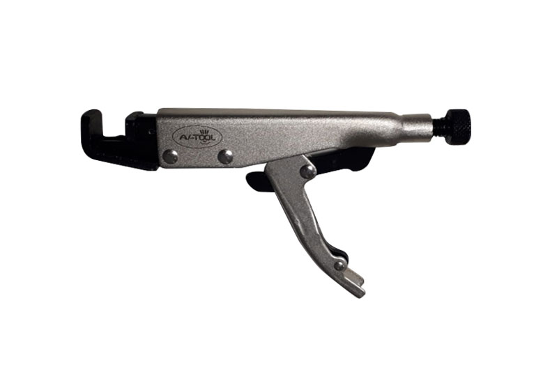 Приспособление для ремонта кантов крыльев 03105